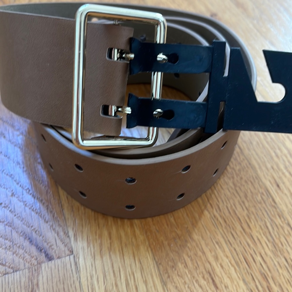 NWT tan belt size medium